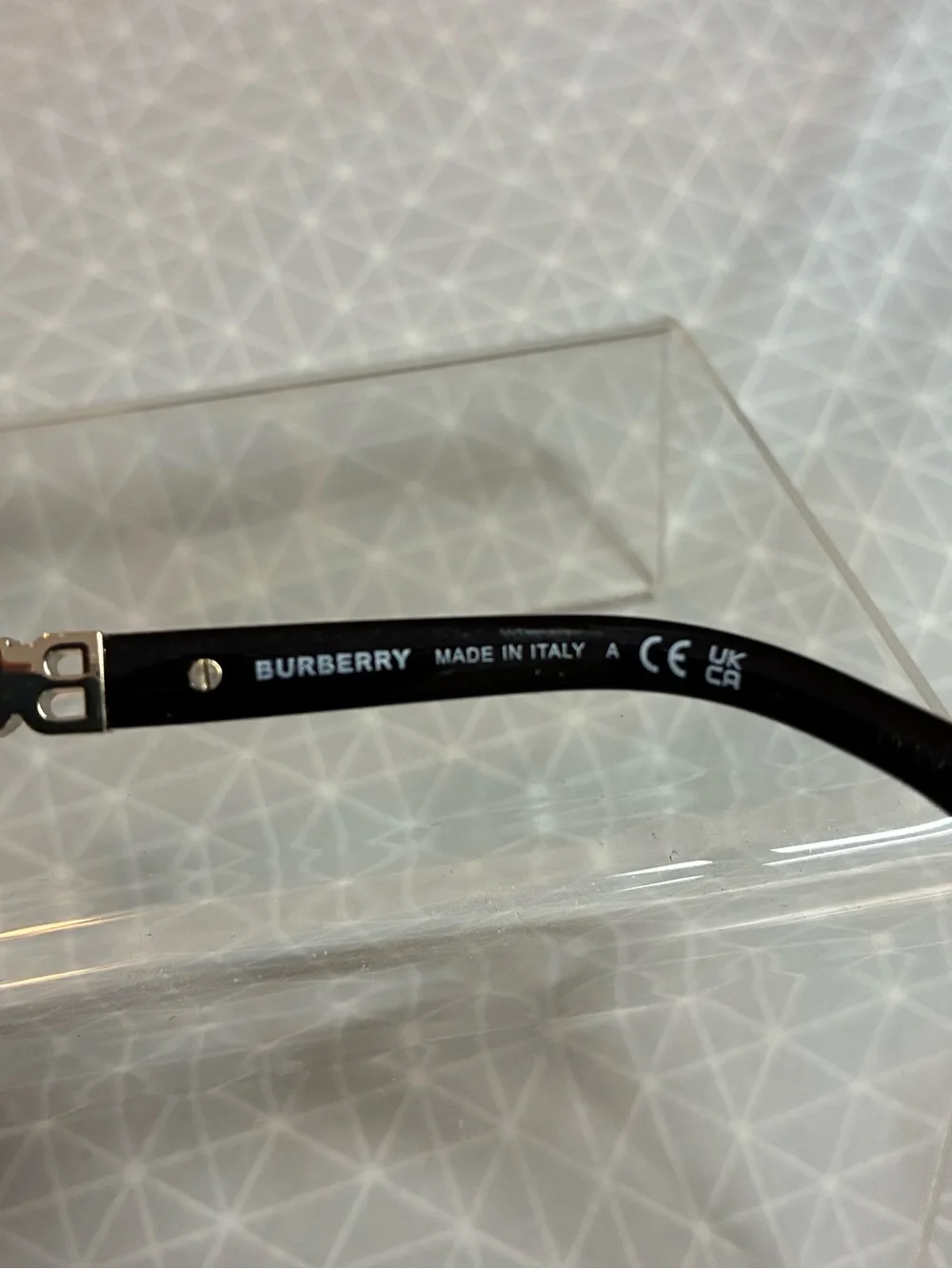 NWT Burberry Joni BE4389 Logo Sunglasses FLAW